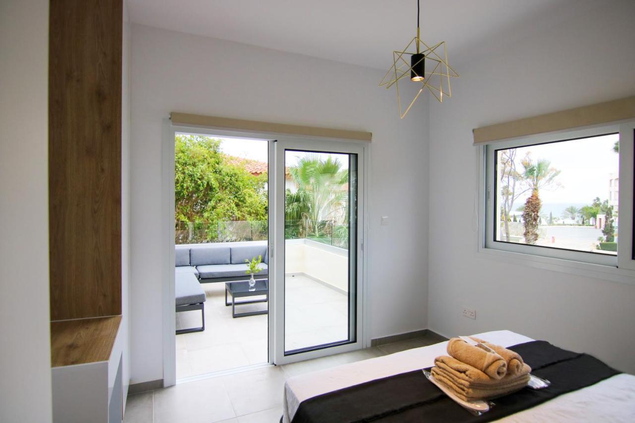 Phaedrus Living: Seaside Modern Flat Limnaria 123 Apartment Paphos Exterior photo