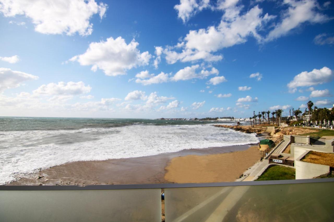 Phaedrus Living: Seaside Modern Flat Limnaria 123 Apartment Paphos Exterior photo